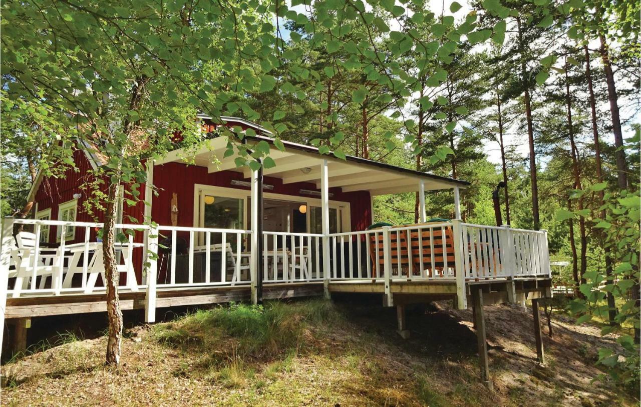 Stunning Home In Yngsjoe With Wifi Екстер'єр фото