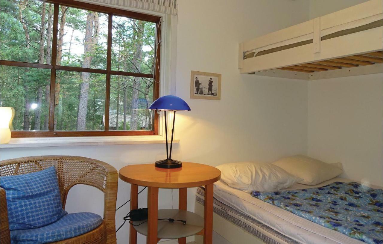 Stunning Home In Yngsjoe With Wifi Екстер'єр фото